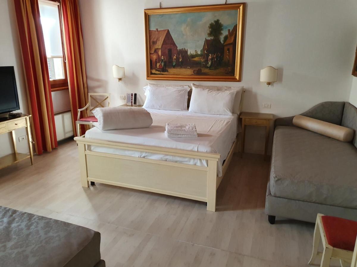 Mi Casa Es Tambien Tu Casa Vips Verona Ngoại thất bức ảnh